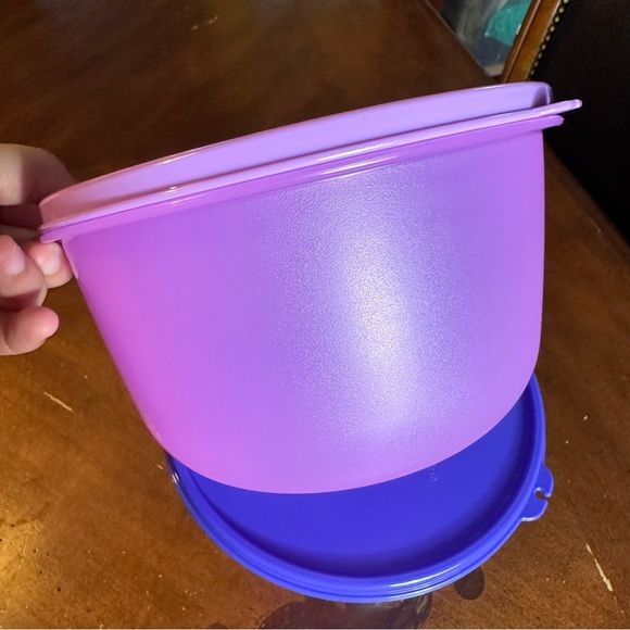 Tupperware Modular Bowls 2 liter - Picture 2 of 5